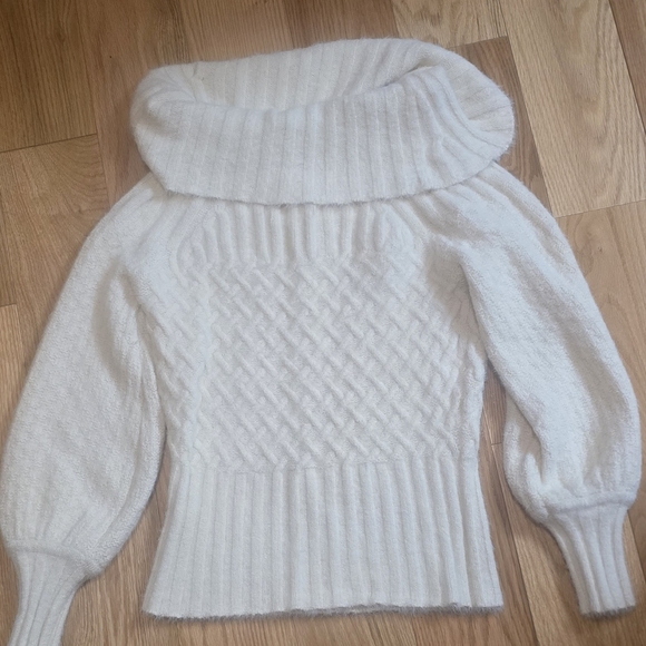 Anthropologie Margo Soft Off the Shoulder‎ Cream Sweater Size Small - Picture 6 of 13